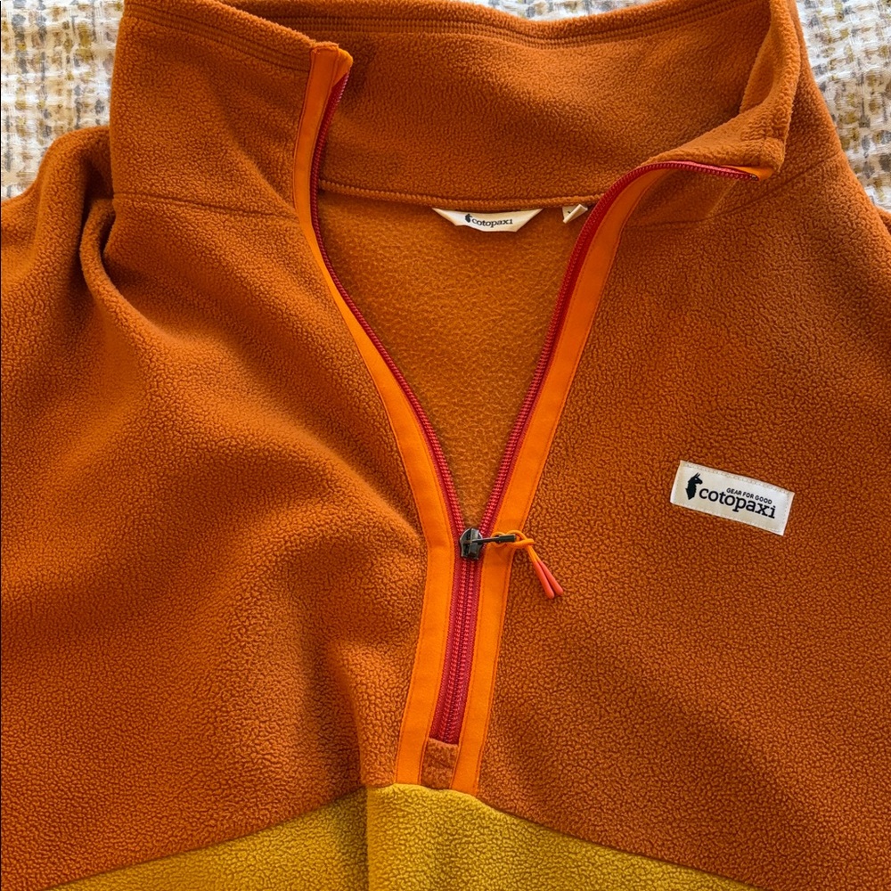 Cotopaxi Two-Tone Orange and Yellow Fleece - Picture 3 of 7